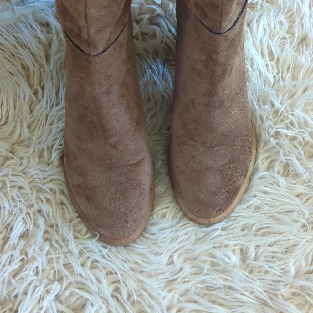 Vici Suede Over-the-Knee Slouch Boots in Taupe Brown